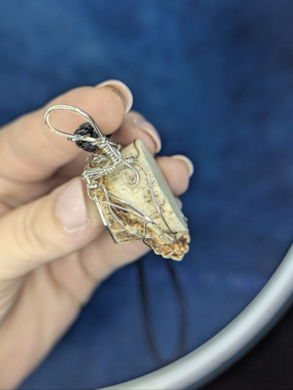 Handmade Silver Tone Spiderweb And Wood Necklace Adjustable Cord - Picture 5 of 10